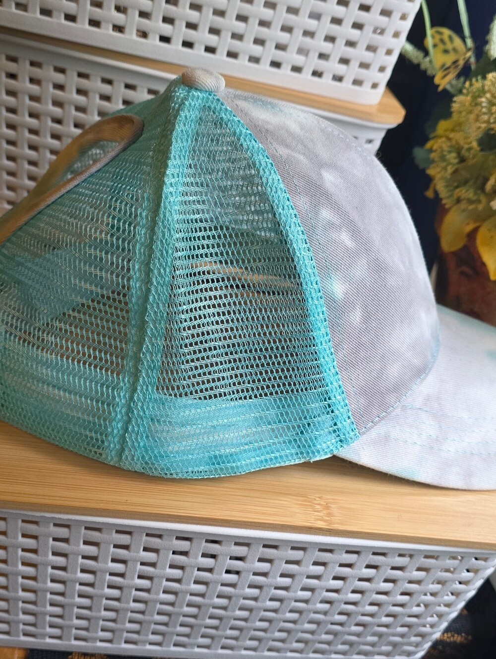 Womens Teal Mesh Tie Dye Trucker Hat With Ponytail Hole